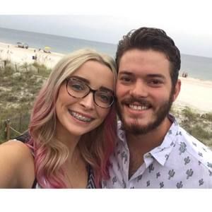 Meet your Posher, Leah